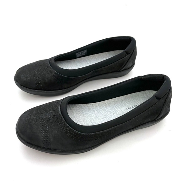 Clarks Ayla Cloud Steppers Slip On - Picture 1 of 11